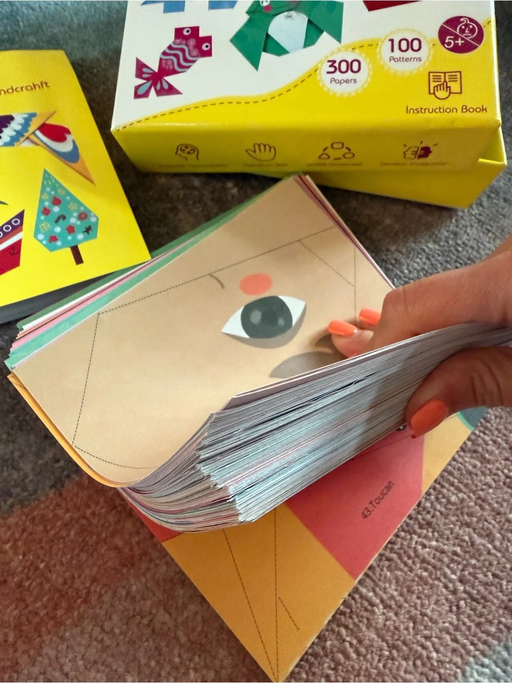 2 different Origami Paper Pack – Colorful Kids Craft Paper (Multicolor)
